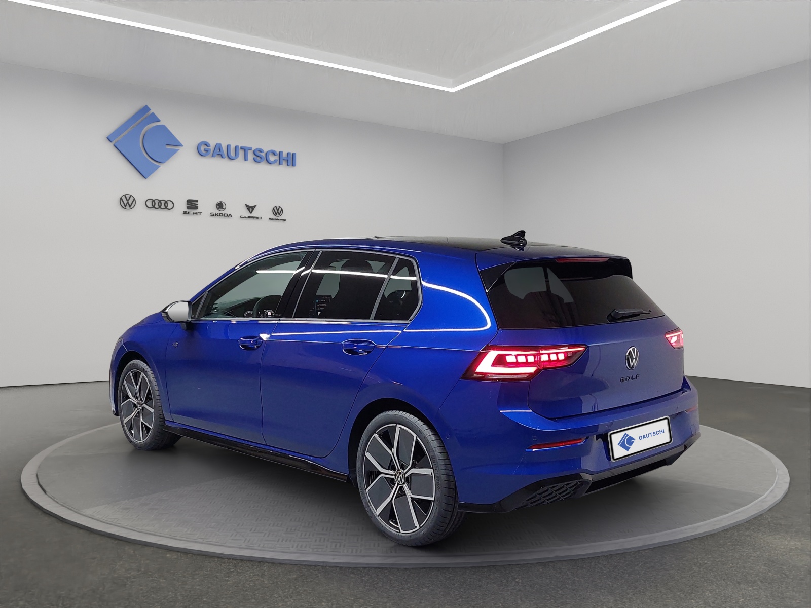 VW Golf 1.5 e TSI mHEV R-Line DSG-image-2
