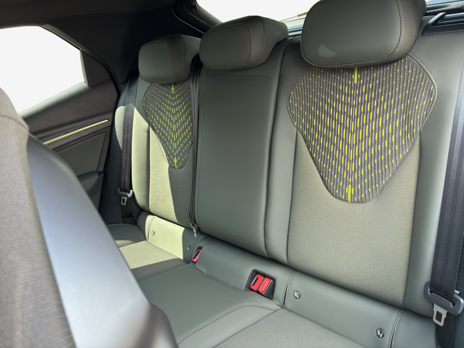 CUPRA Raval 52 kWh VZ Extreme Launch Edition-image-11