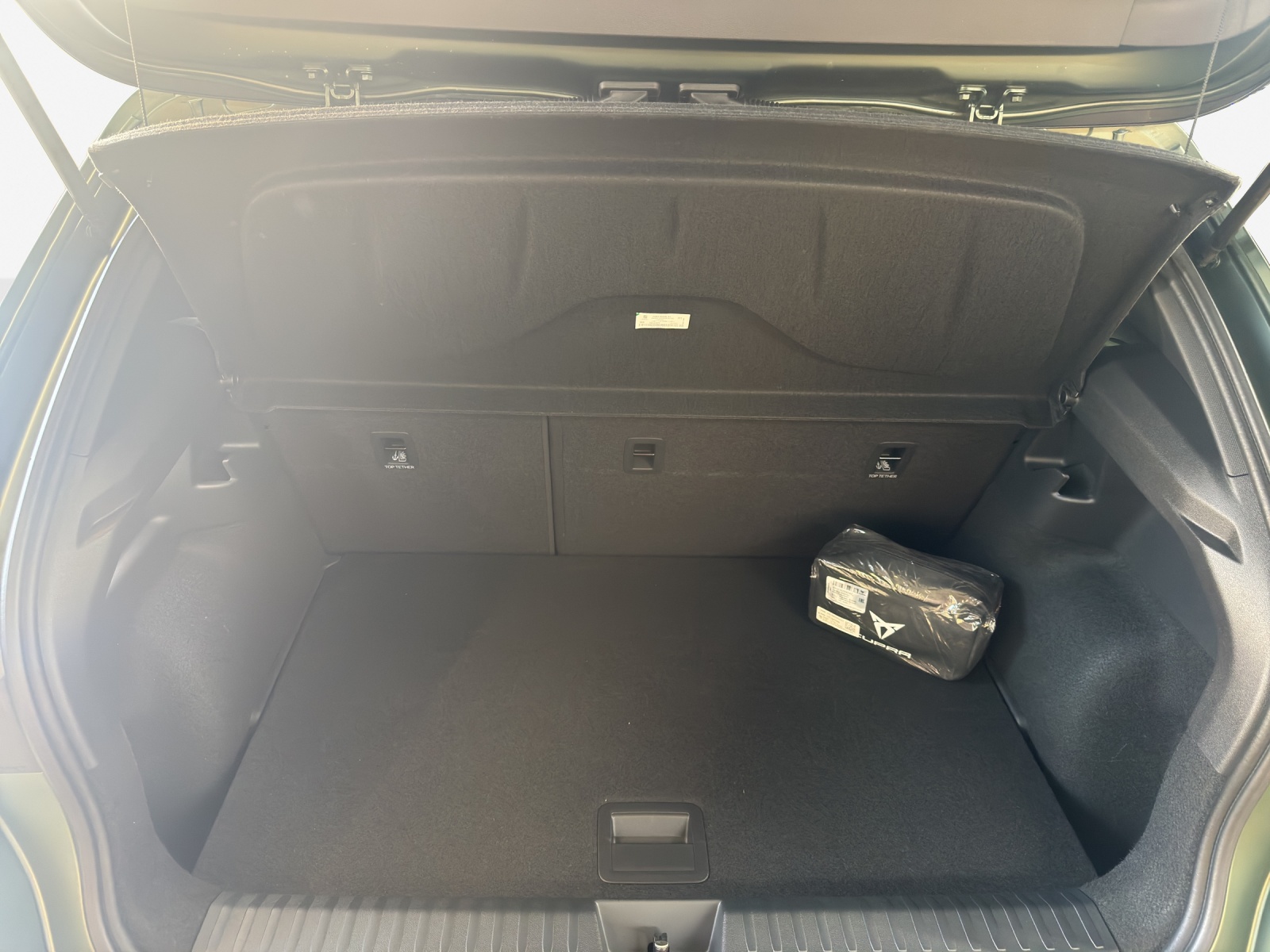 CUPRA Raval 52 kWh VZ Extreme Launch Edition-image-14
