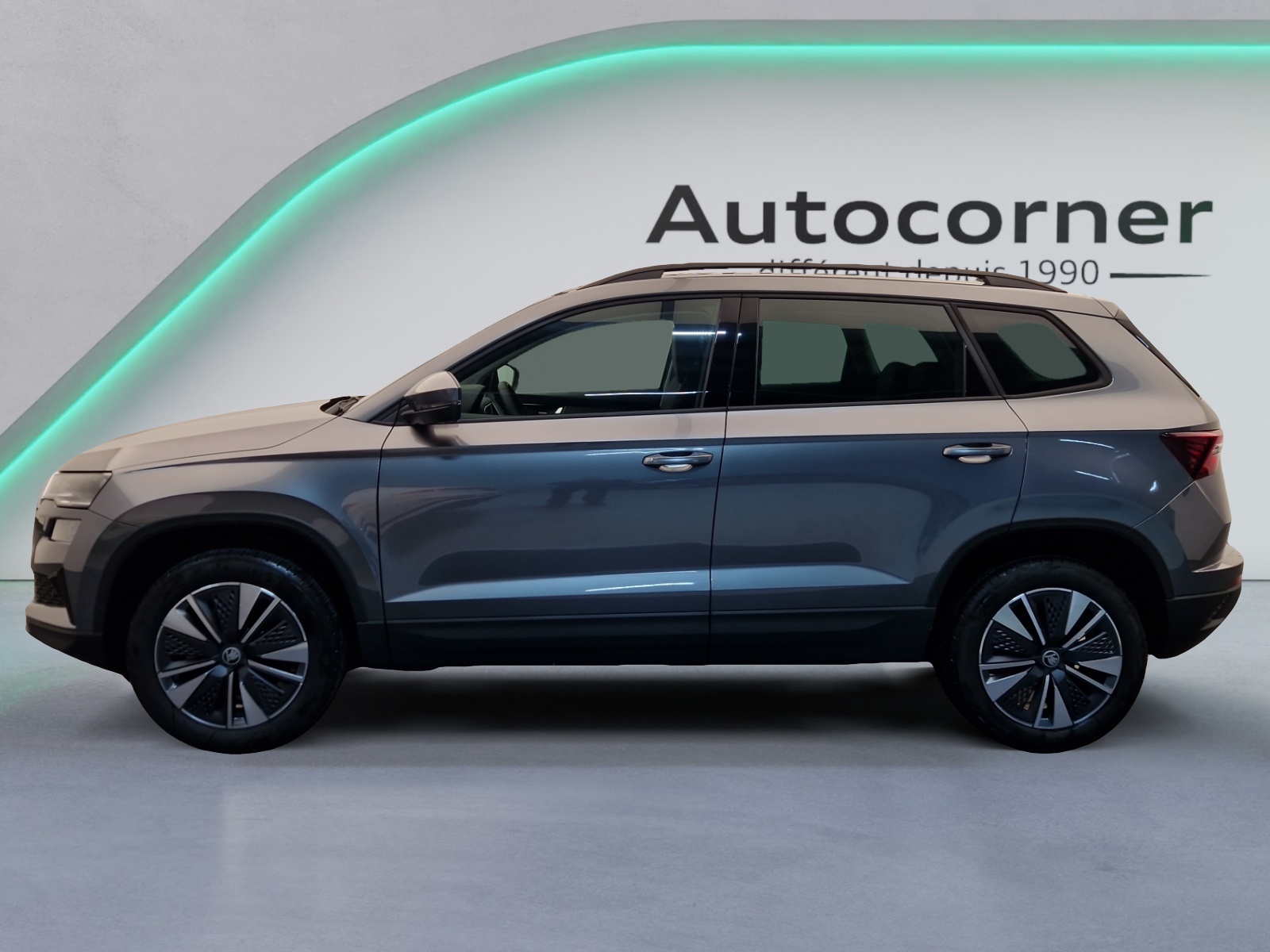 SKODA Karoq 1.5 TSI Dynamic DSG-image-1