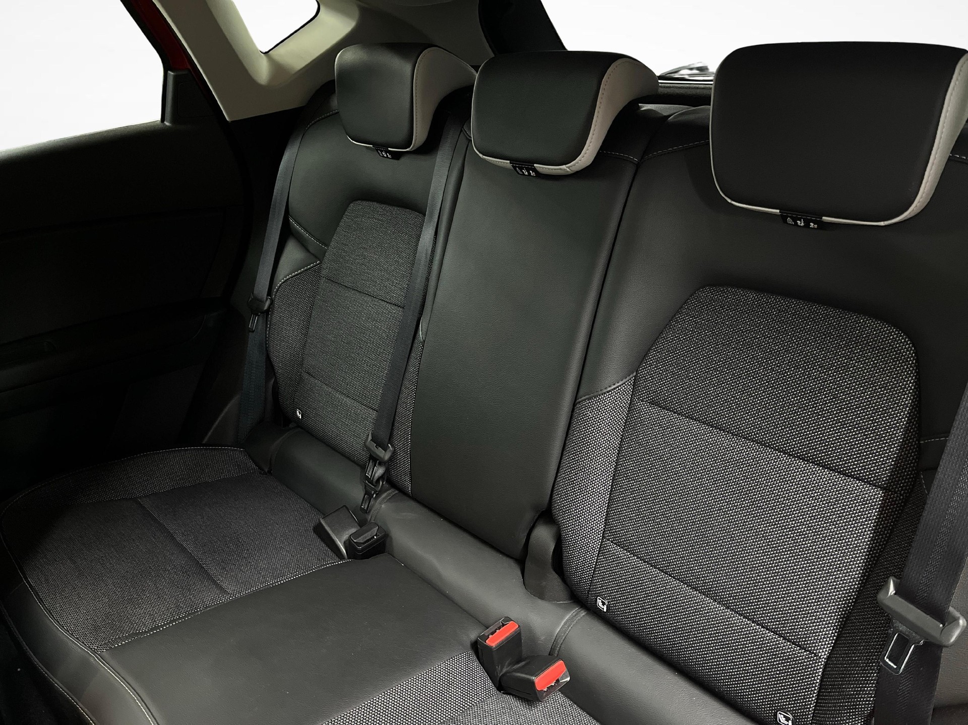 MITSUBISHI ASX 1.6 PHEV Intense-image-10