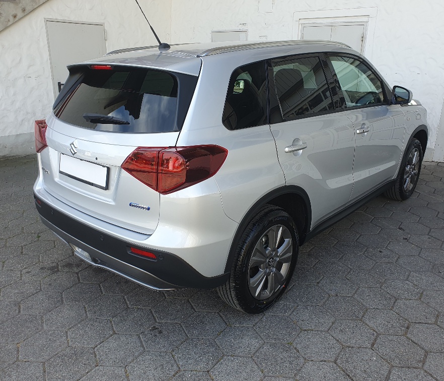 SUZUKI Vitara 1.4 Boosterjet Compact Top 4x4 Hybrid-image-2