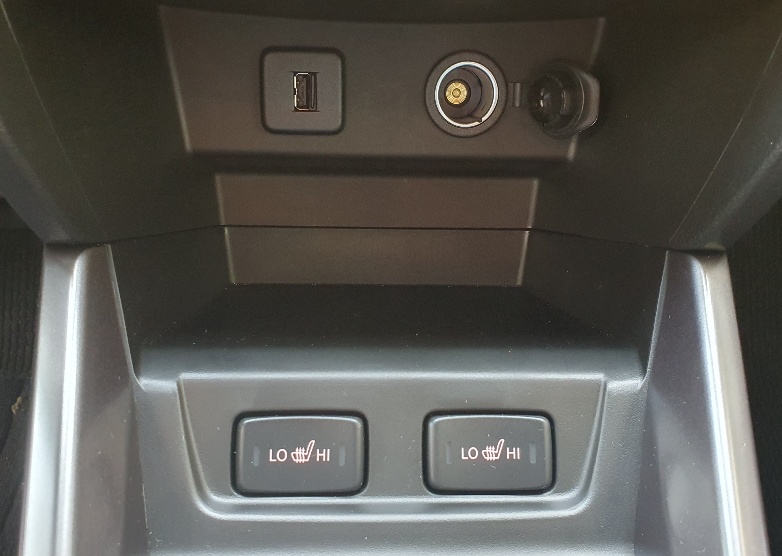 SUZUKI Vitara 1.4 Boosterjet Compact Top 4x4 Hybrid-image-17