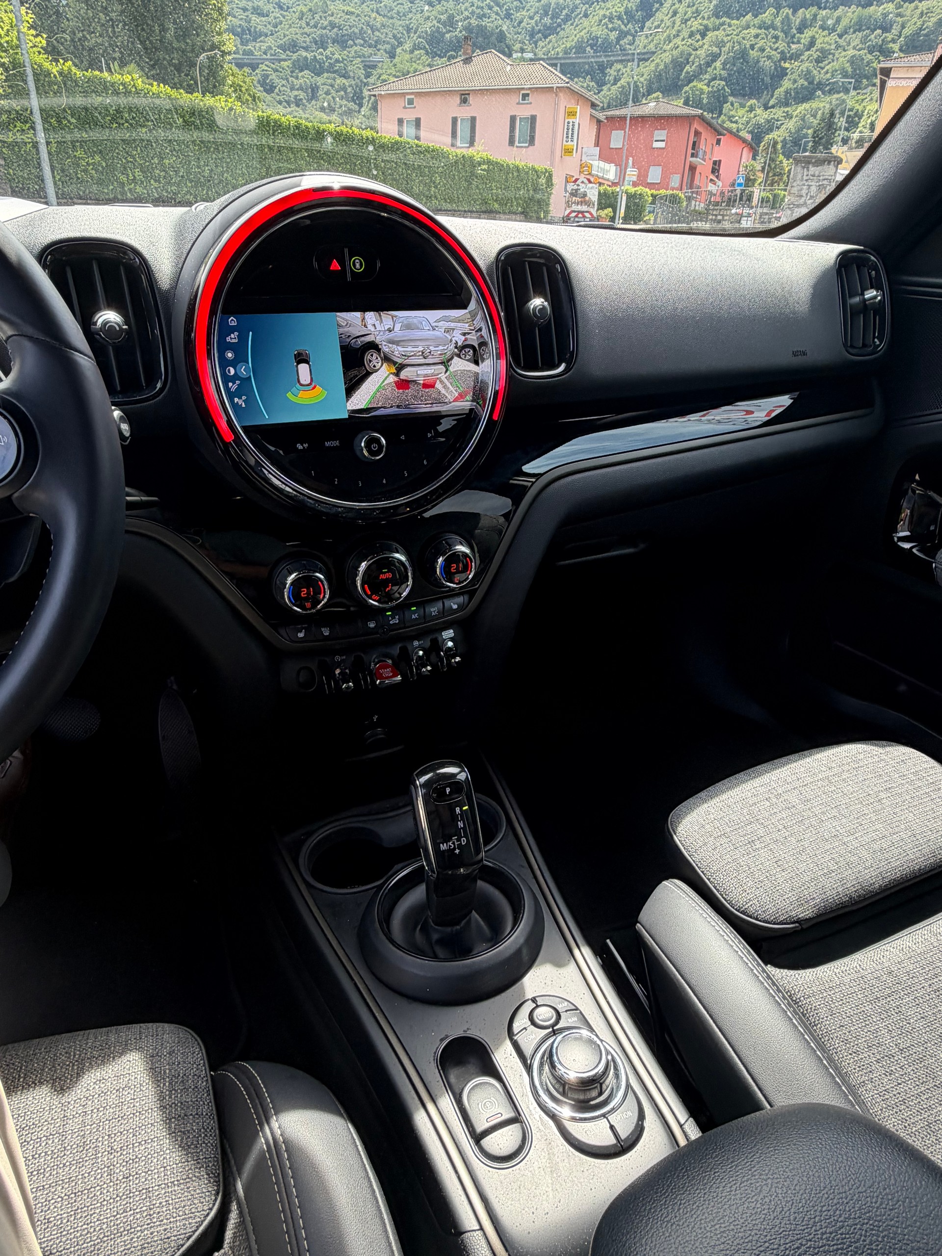 MINI Countryman Cooper S Highland Edition ALL4 Steptronic-image-10