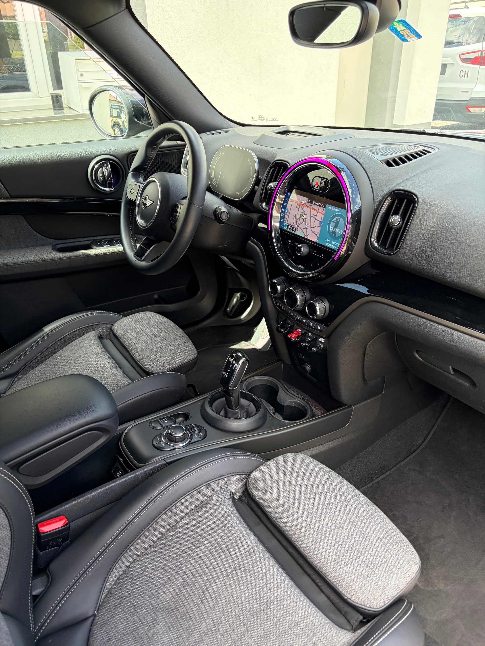 MINI Countryman Cooper S Highland Edition ALL4 Steptronic-image-9