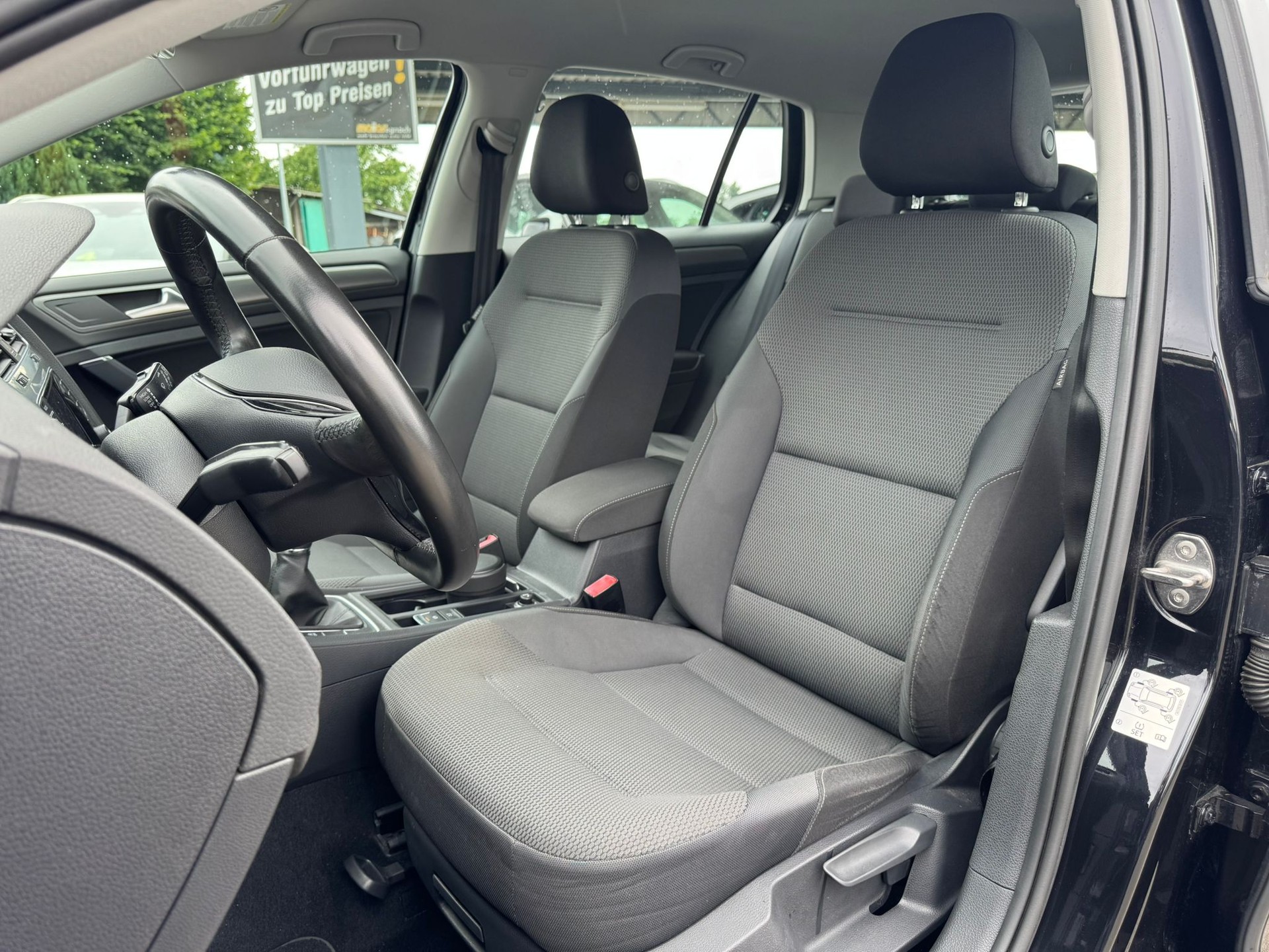 VW Golf 1.4 TSI Comfortline-image-12