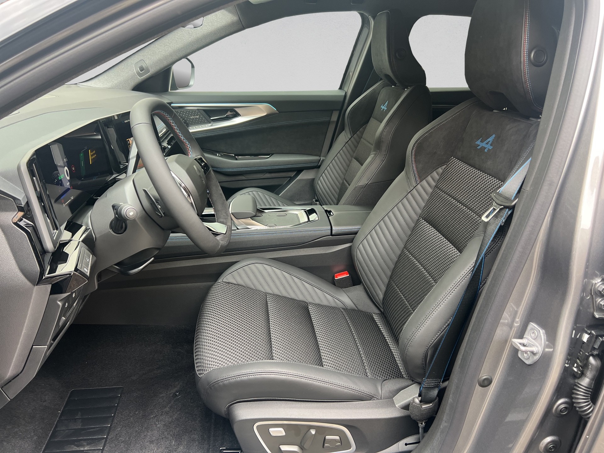 RENAULT Austral 1.2 HEV 200 esprit Alpine A-image-4