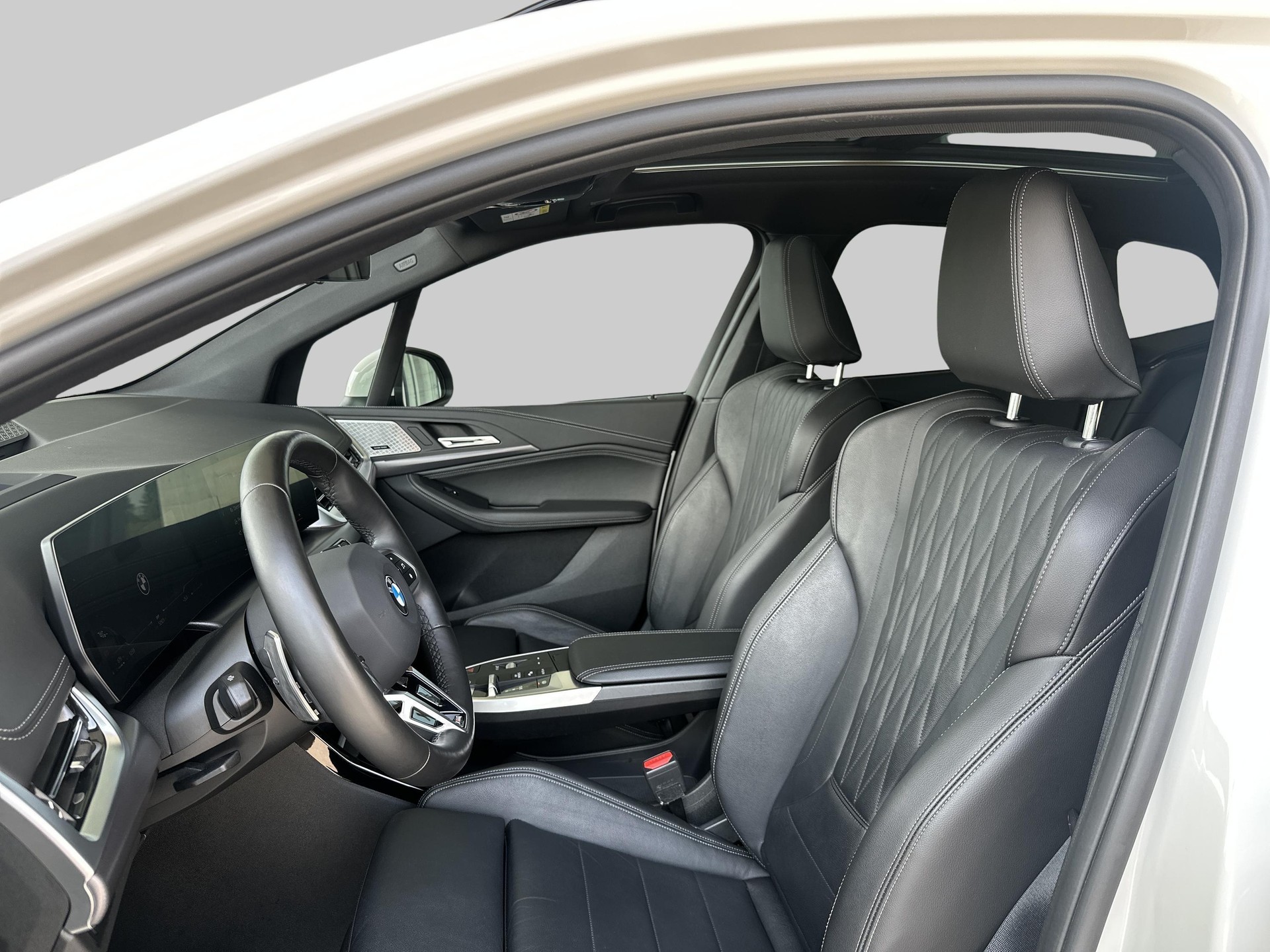 BMW 218d M Sport-image-6
