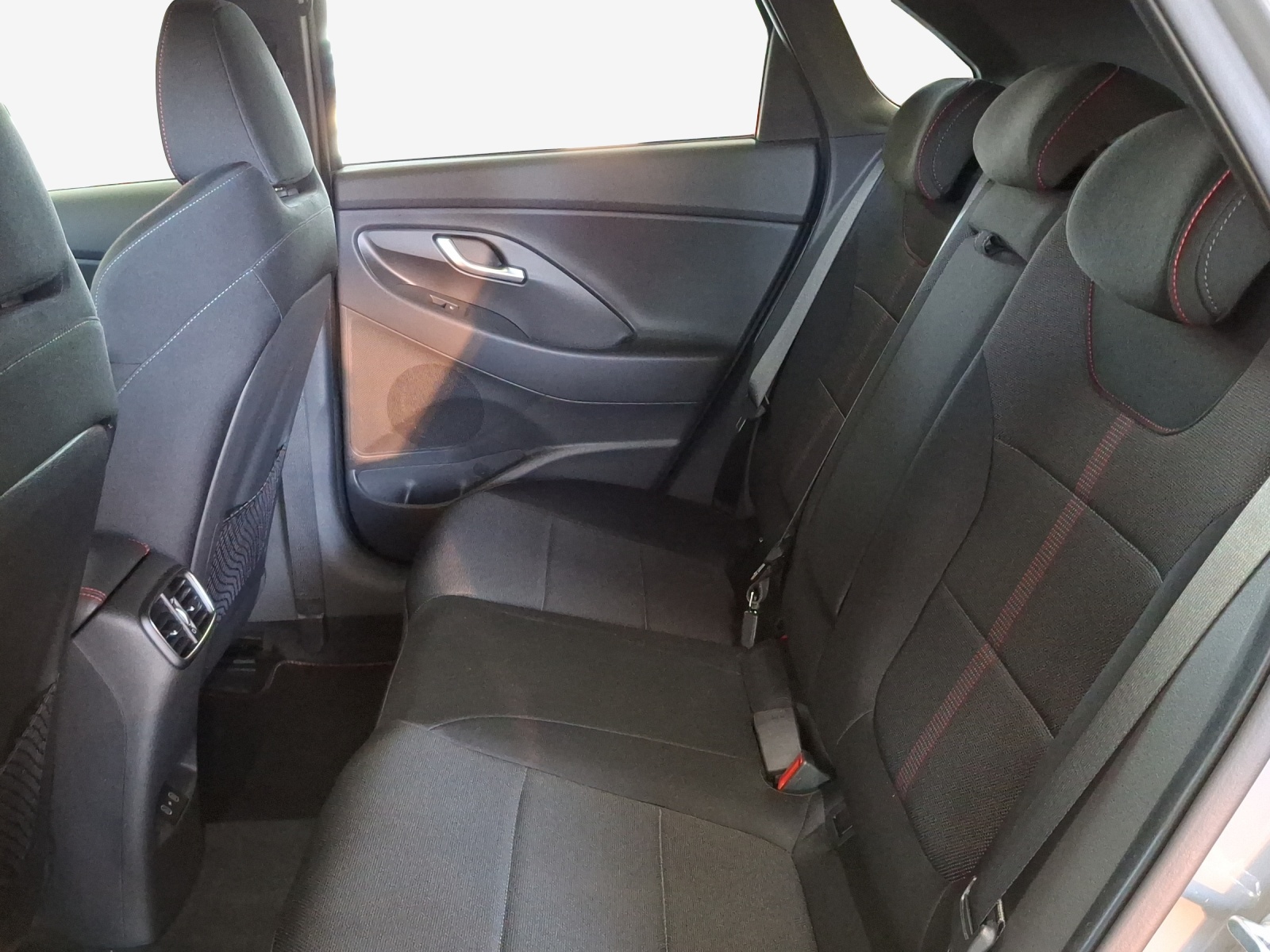 HYUNDAI i30 1.5 T-GDi N Line 48V MH DCT-image-11