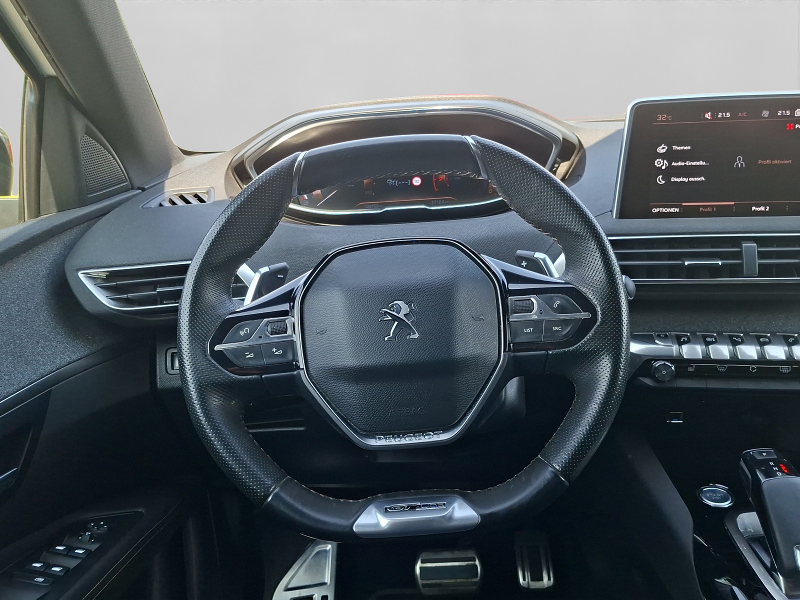 PEUGEOT 3008 1.6 THP GT Line-image-10