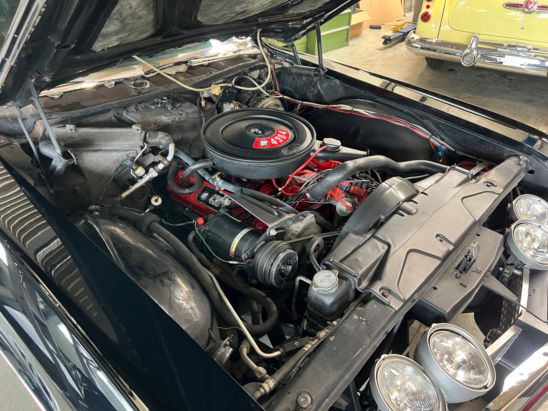 BUICK Riviera-image-11