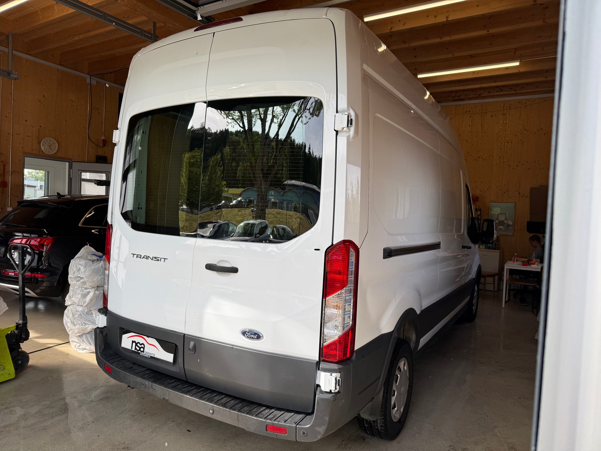 FORD Transit Van 350 L3 Trend 2.0 TDCi 130 FWD-image-3