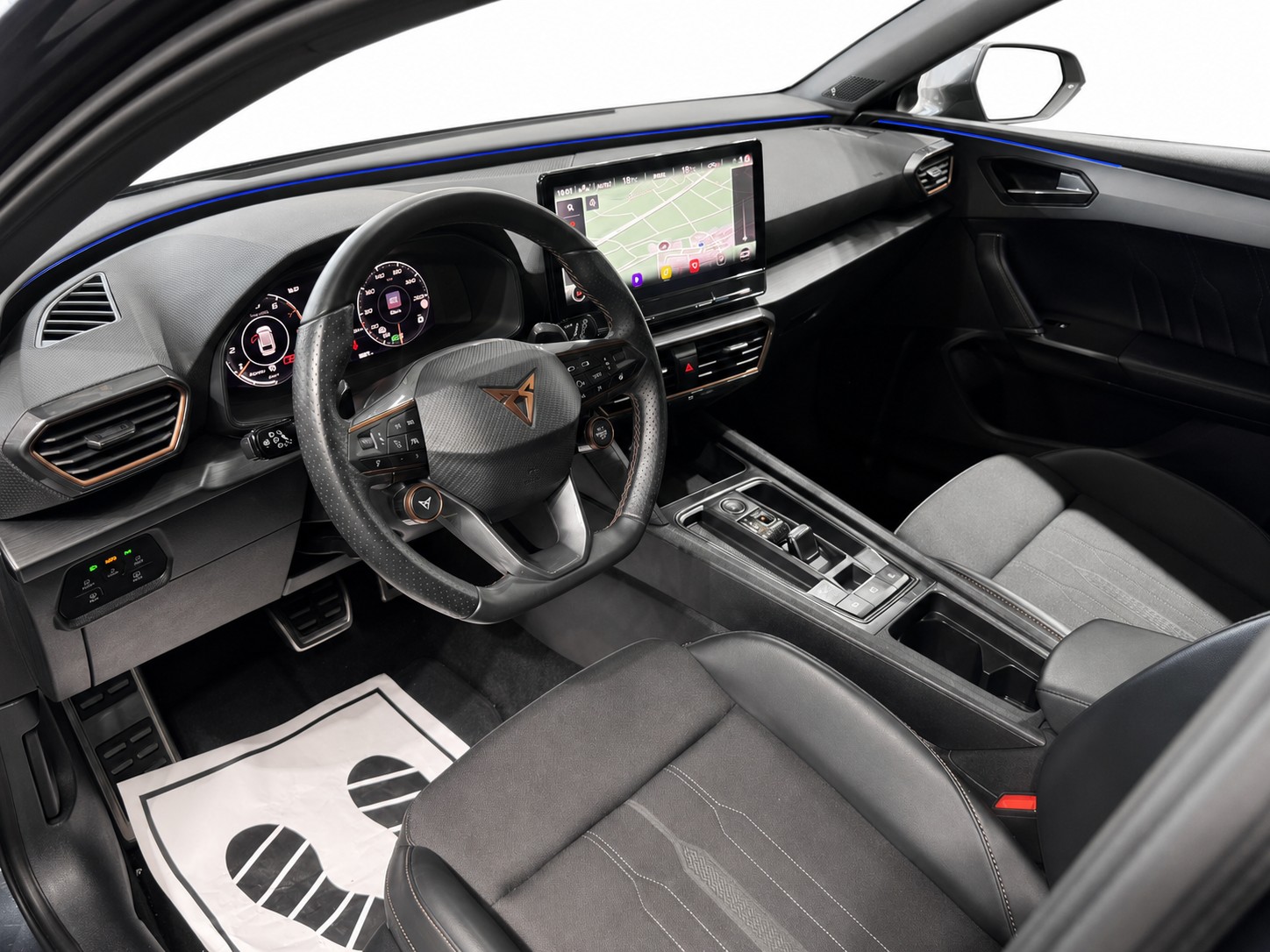 CUPRA LEON ST 2.0 TSI VZ DSG * Anhängerkupplung *-image-8