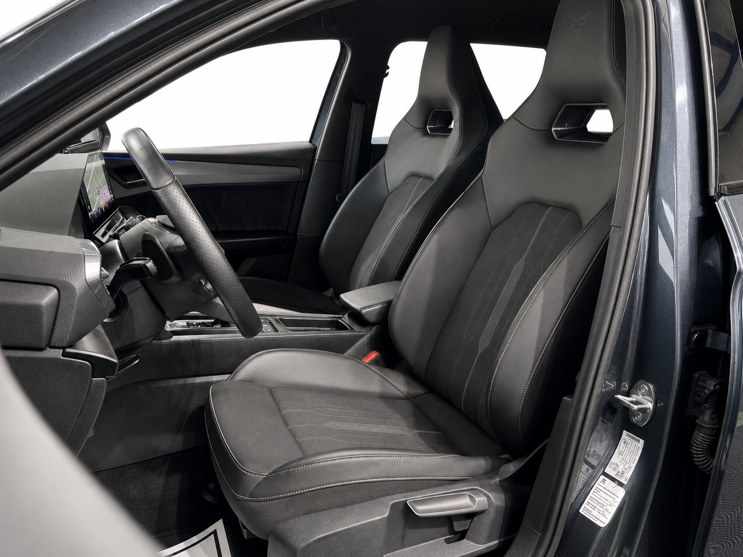 CUPRA LEON ST 2.0 TSI VZ DSG * Anhängerkupplung *-image-10