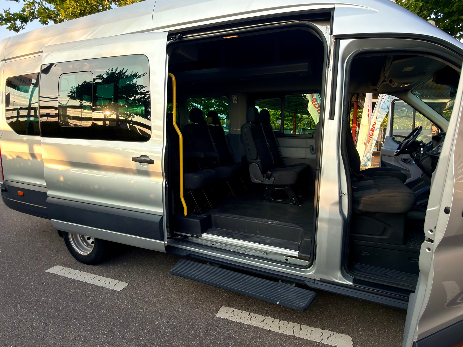 FORD Transit 460 L4H3 Trend RWD-image-8