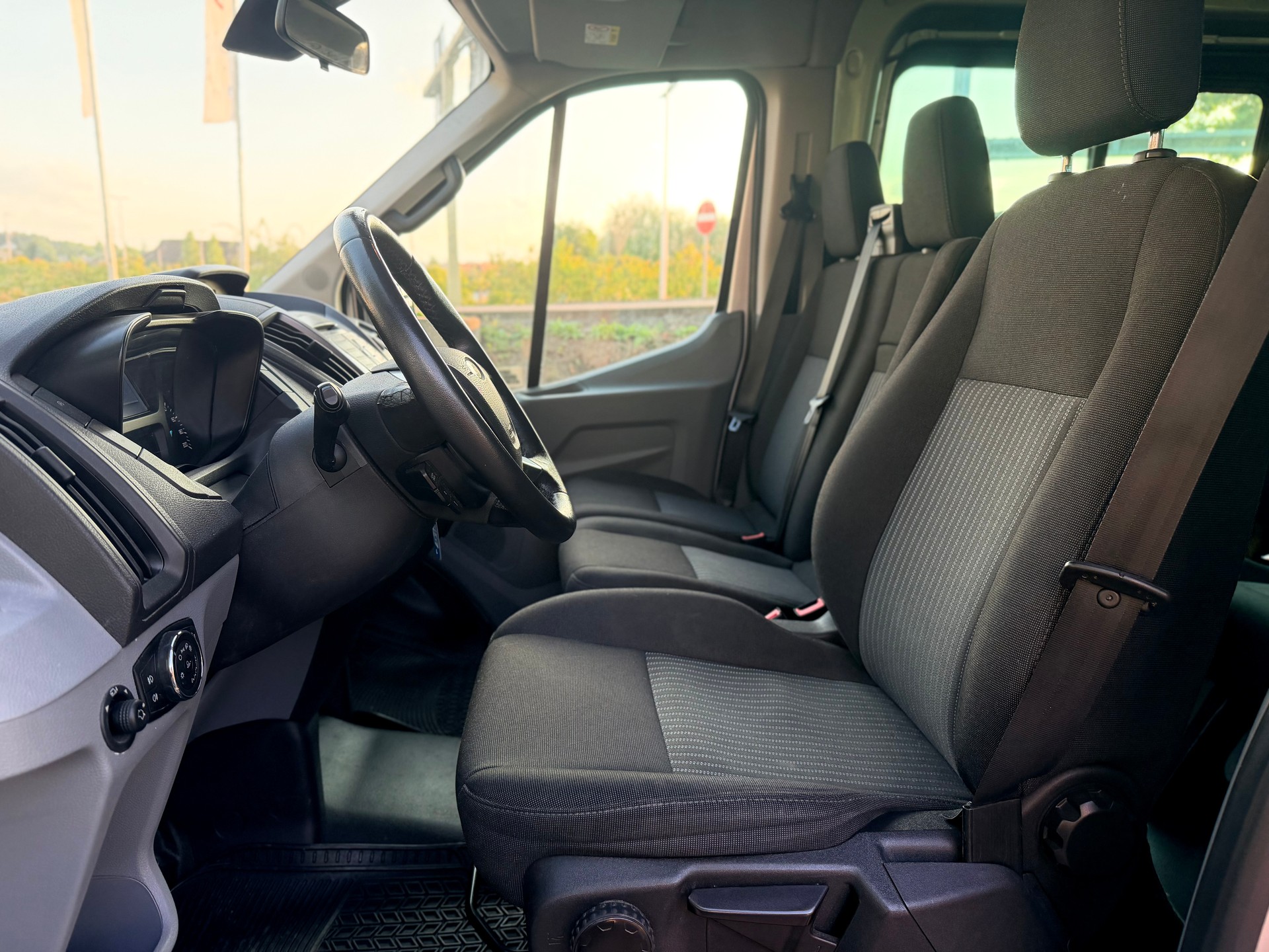 FORD Transit 460 L4H3 Trend RWD-image-6
