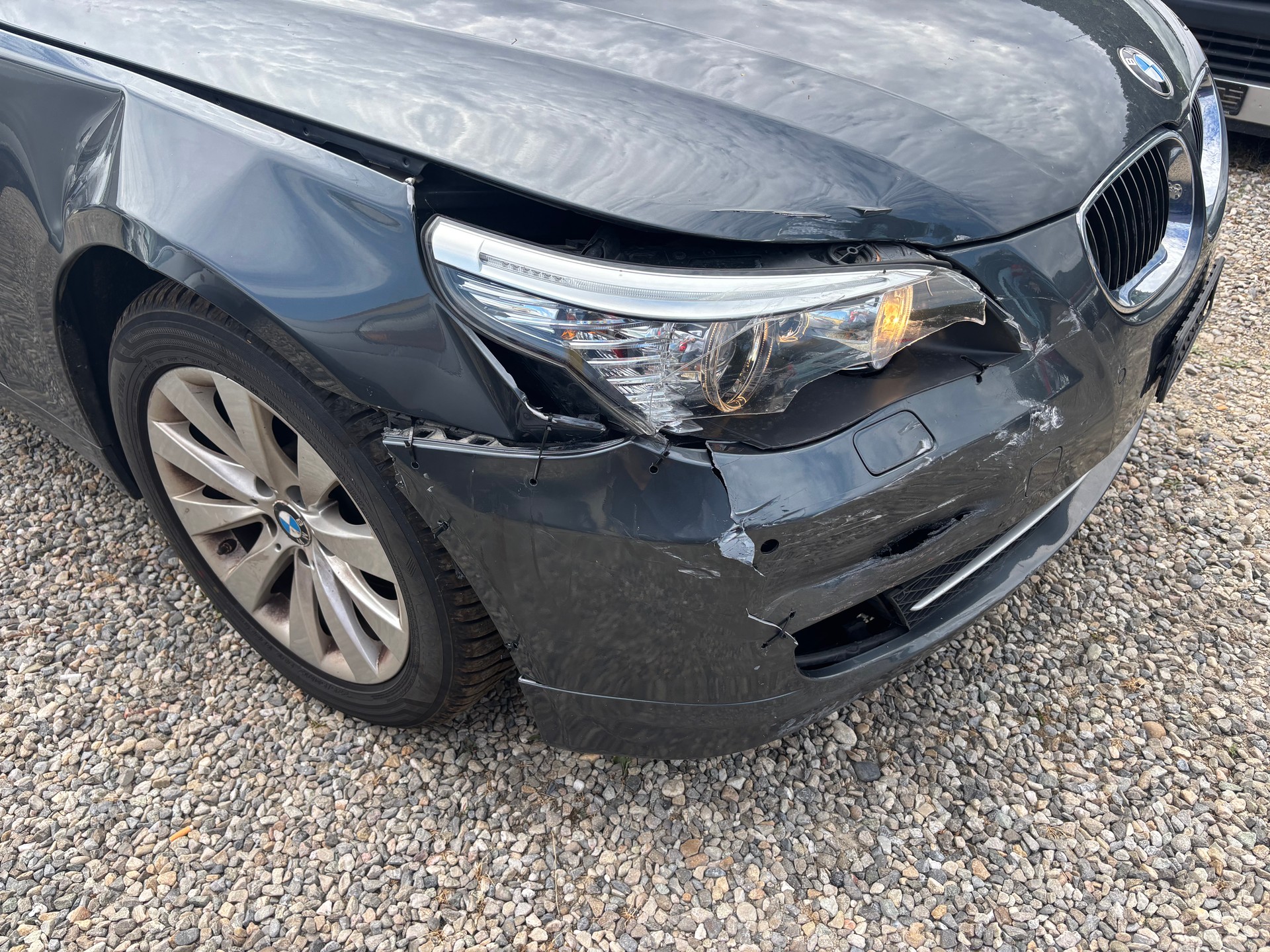 BMW 530d-image-12