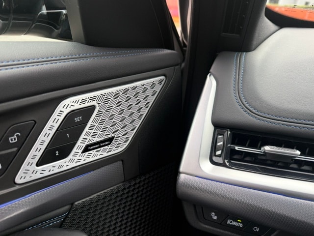 BMW X1 xDrive 23i 48V M Sport-image-13