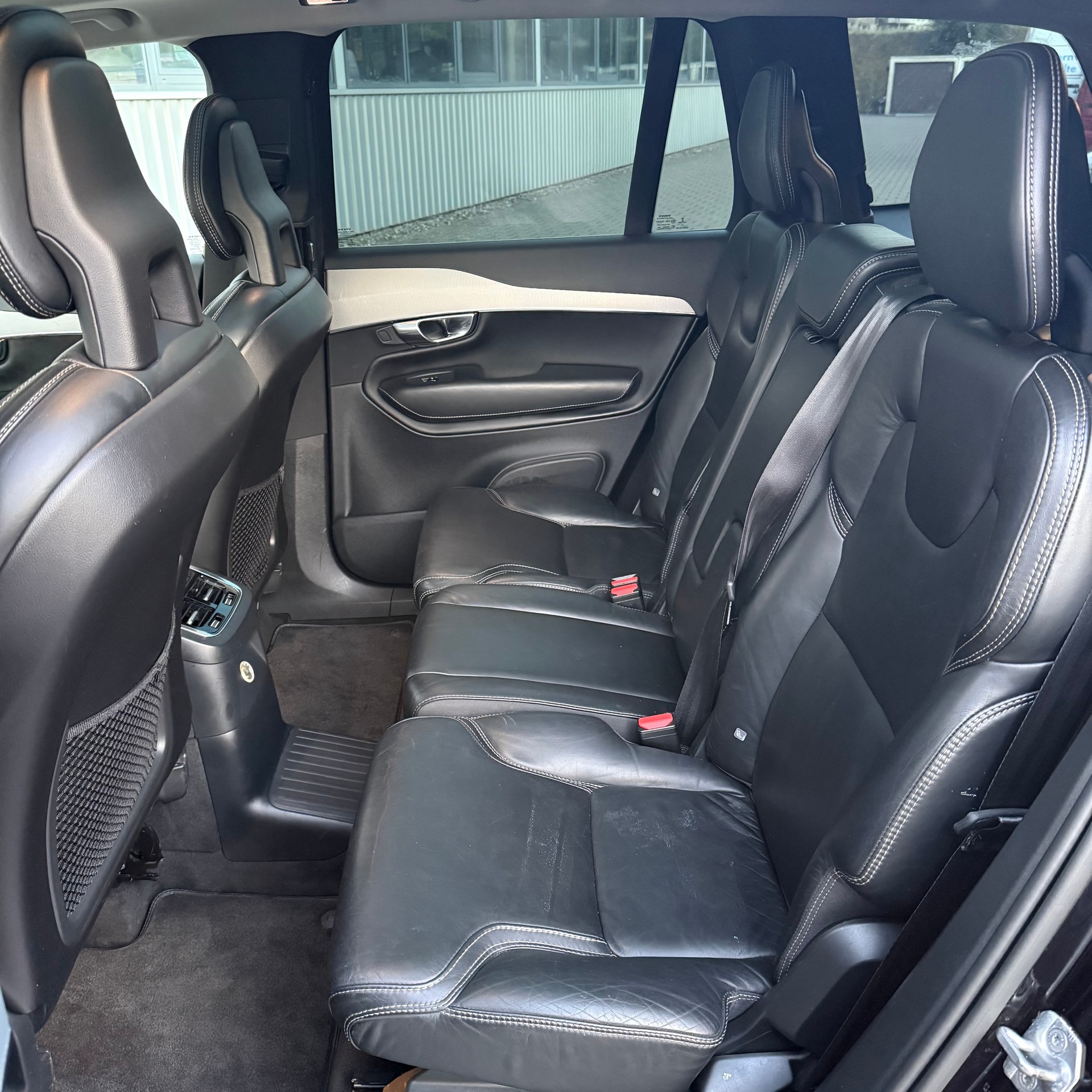VOLVO XC90 T8 AWD Inscription Geartronic Swiss-image-12