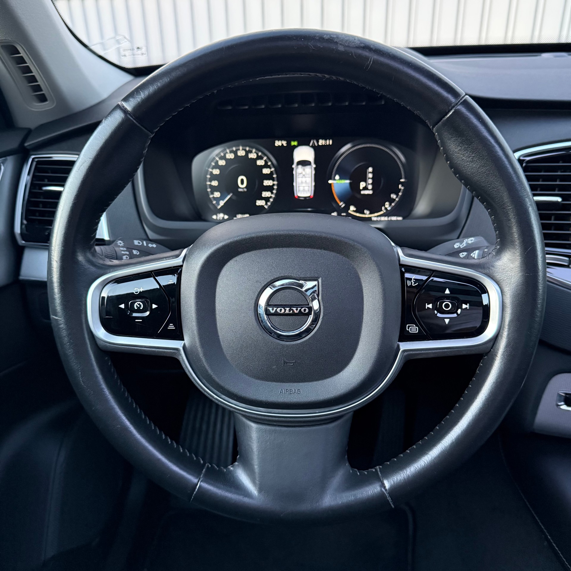 VOLVO XC90 T8 AWD Inscription Geartronic Swiss-image-6