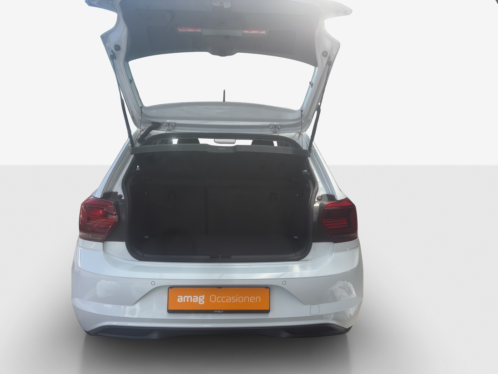 VW Polo 1.0 BMT Trendline-image-12