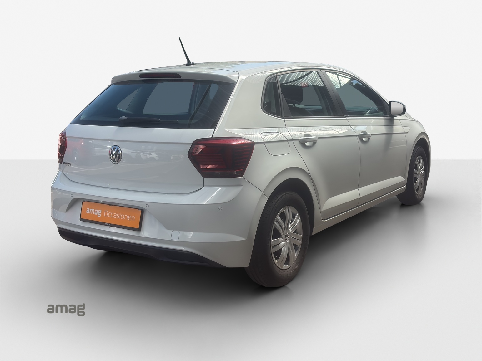 VW Polo 1.0 BMT Trendline-image-4