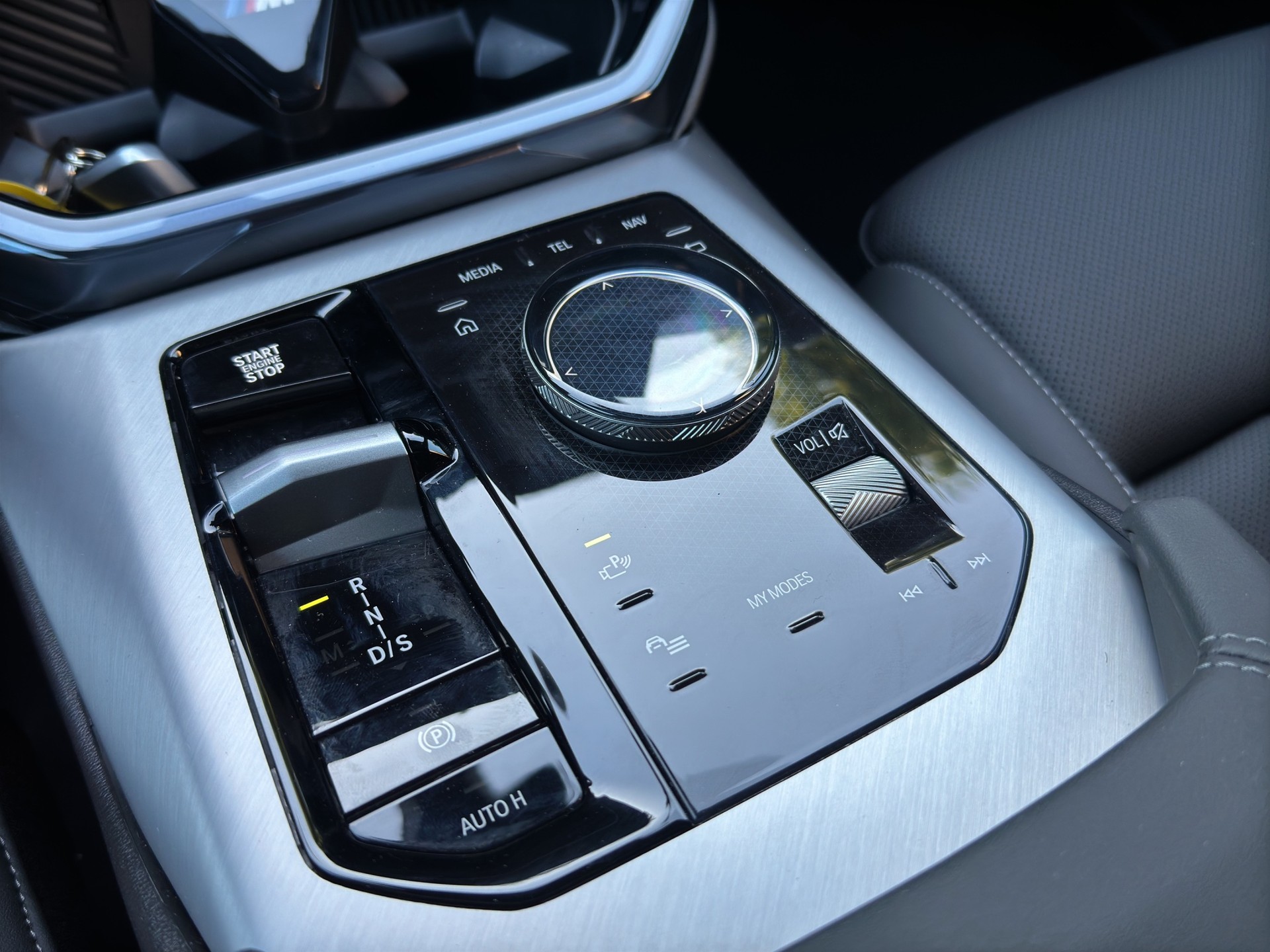 BMW X3 xDrive 20 48V M Sport Pro (CH) INDIVIDUAL-image-19