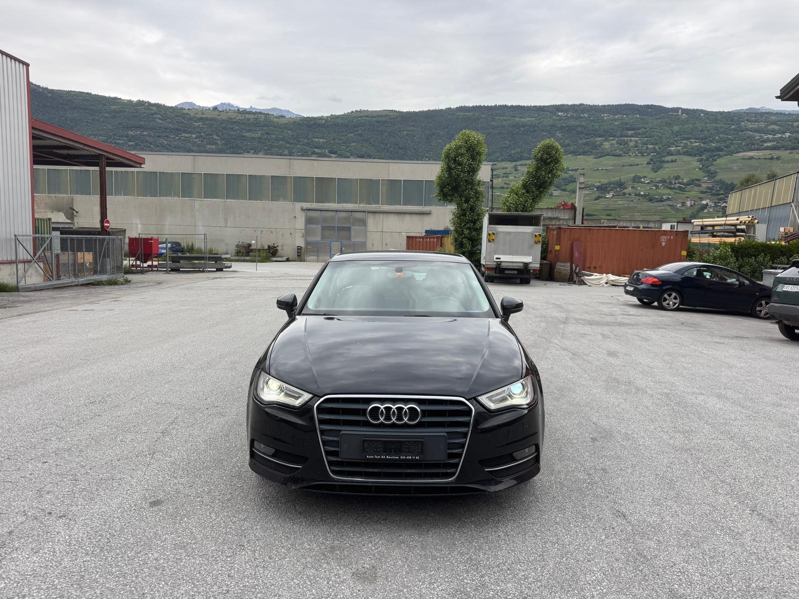 AUDI A3 2.0 TDI Attraction-image-2