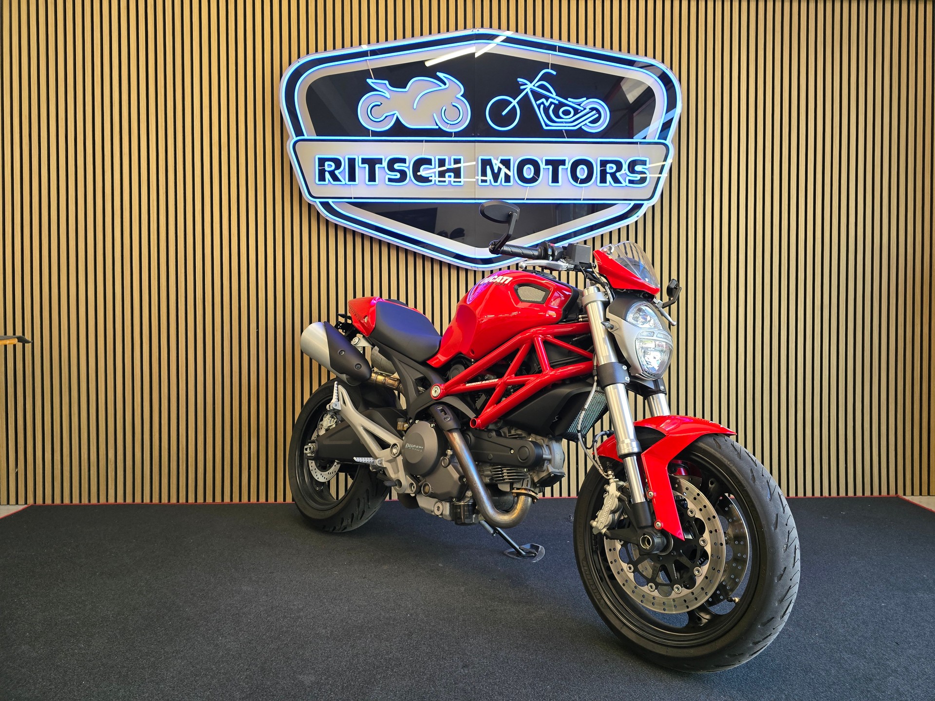 DUCATI Monster 696M ABS-image-1