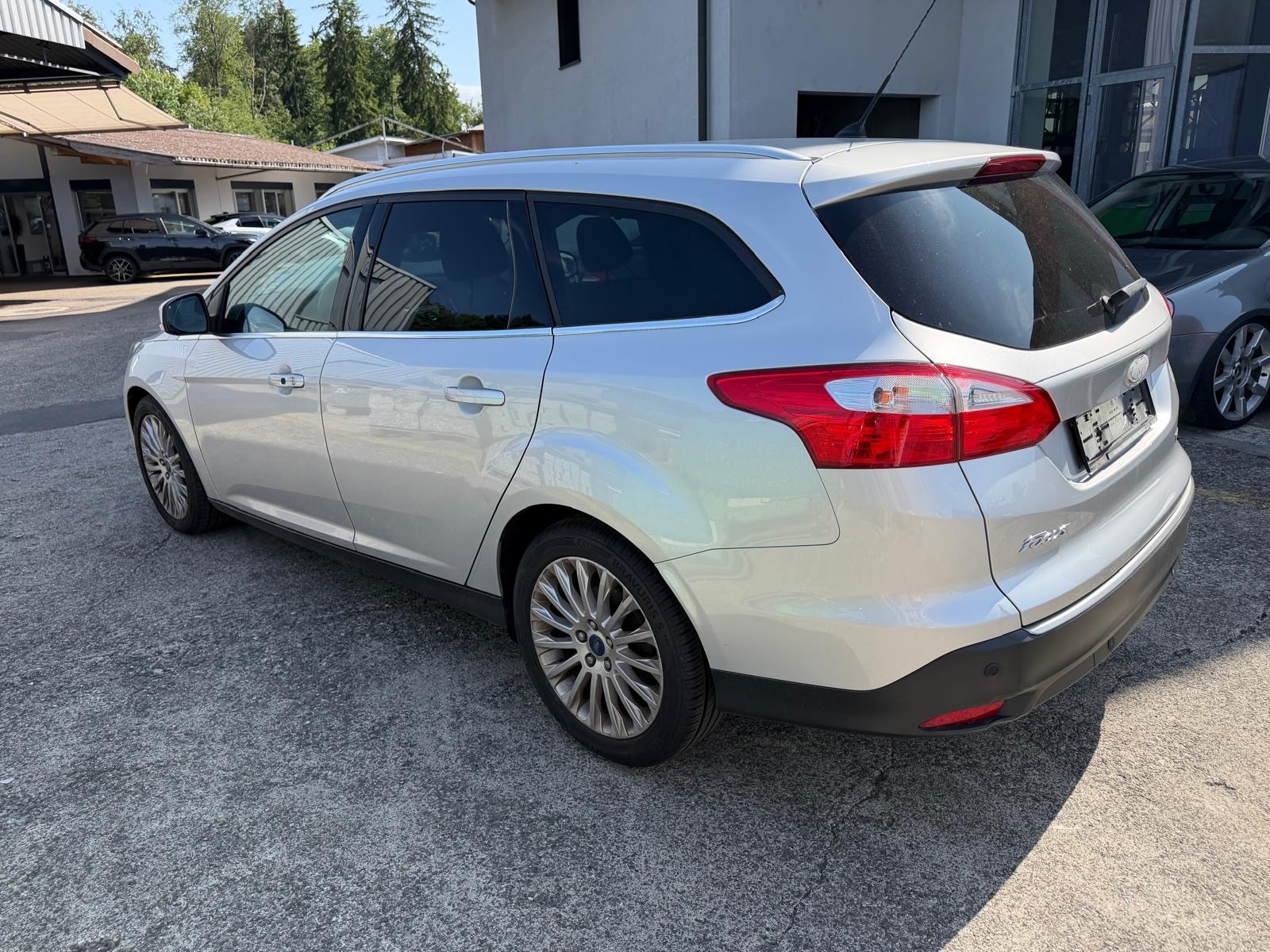 FORD Focus 1.6 SCTi Titanium-image-3