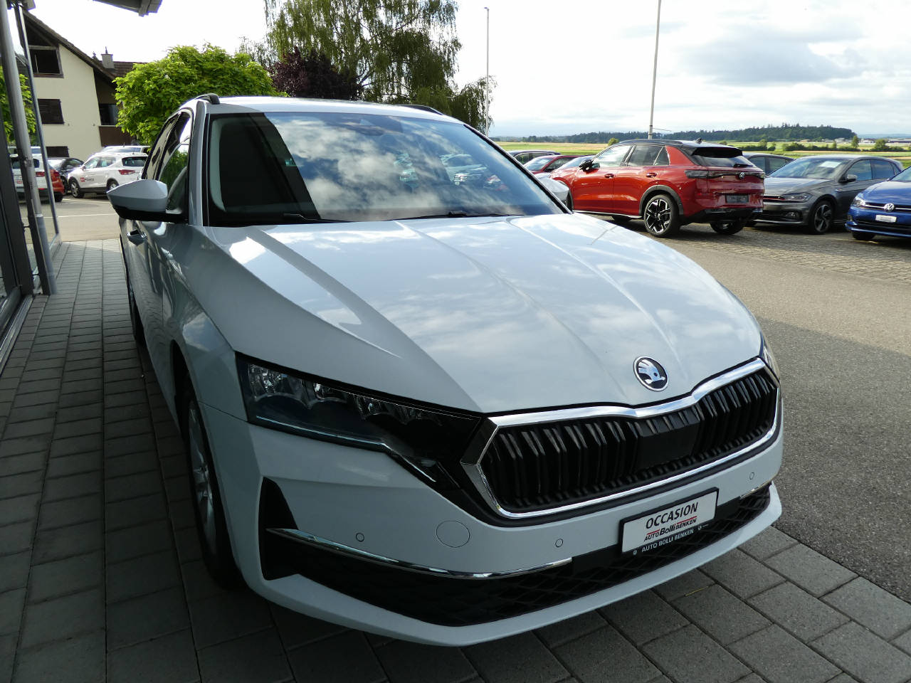 SKODA Octavia Combi 2.0 TDI 150 Selection DSG-image-3
