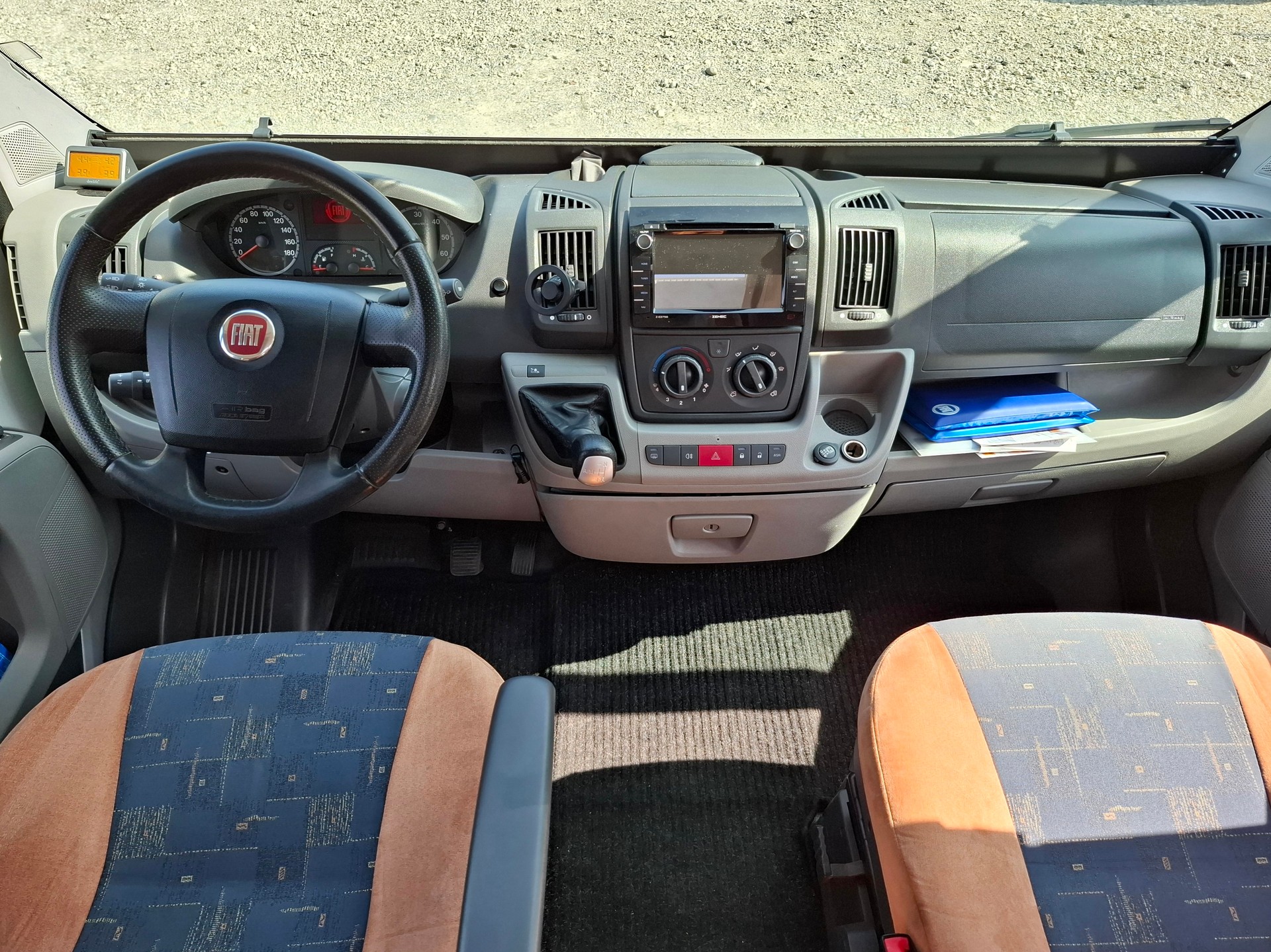 PÖSSL Roadcruiser 640 - AUTOMAT! Längsbett, Solar, Navi, RFK-image-9