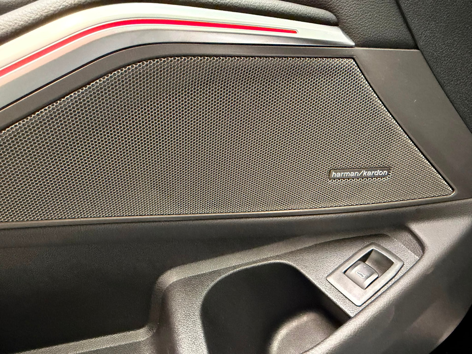 BMW M340i xDrive 48V Steptronic M Sport Pro-image-11