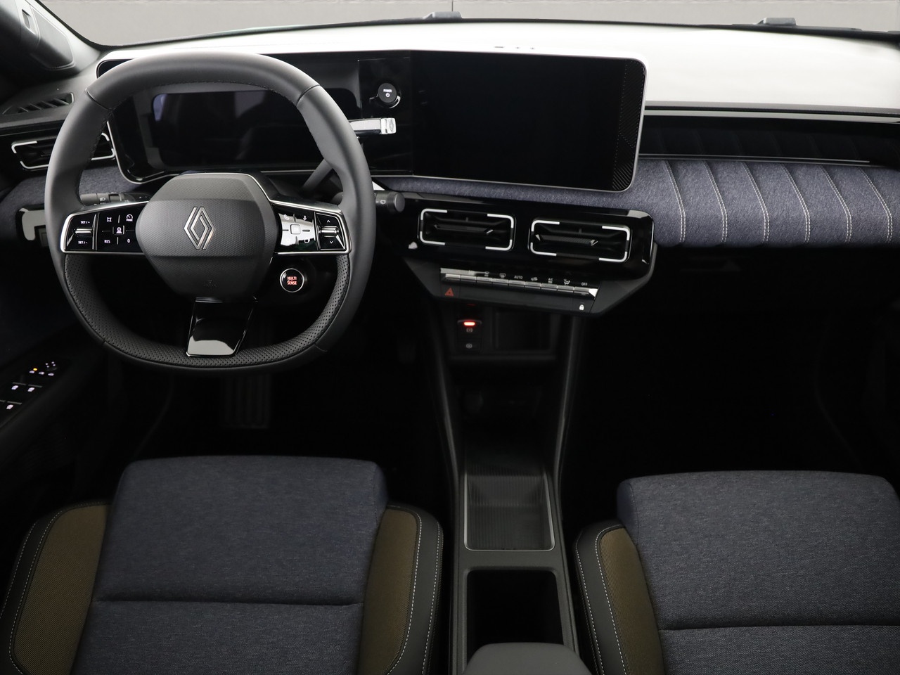 RENAULT R5 E-Tech Comfort Range techno-image-5