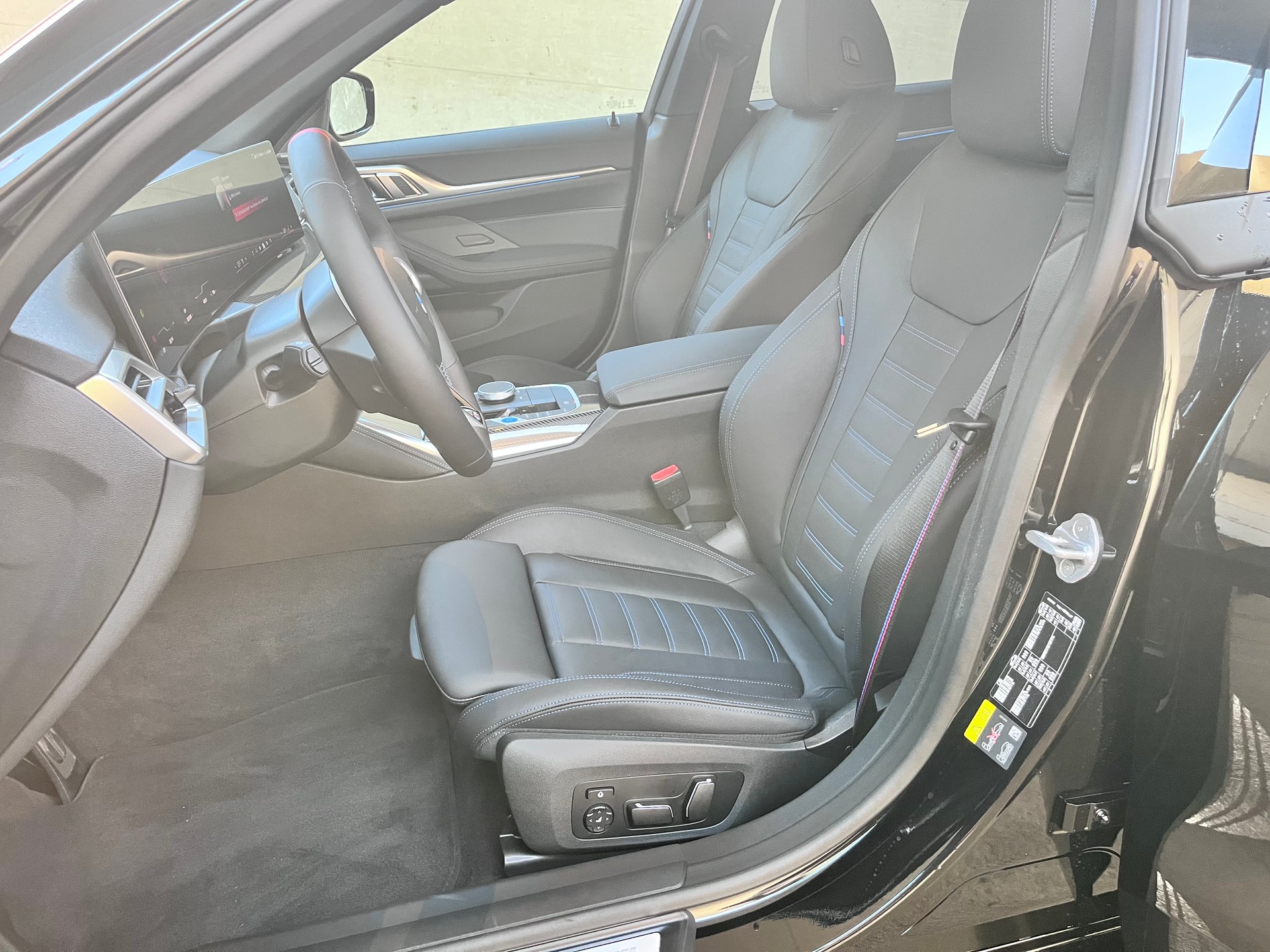 BMW M60 xDrive Gran Coupé-image-8