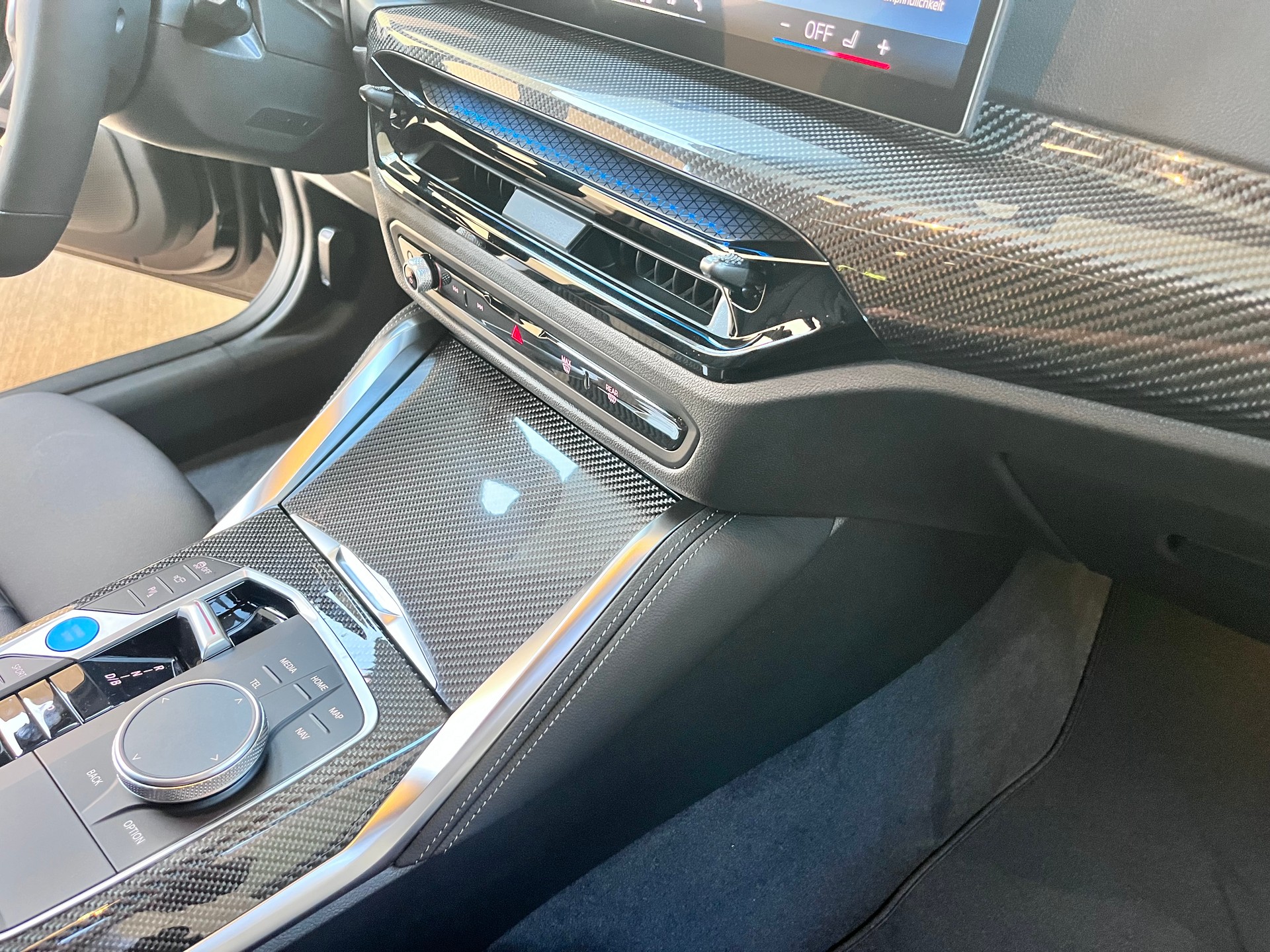 BMW M60 xDrive Gran Coupé-image-14