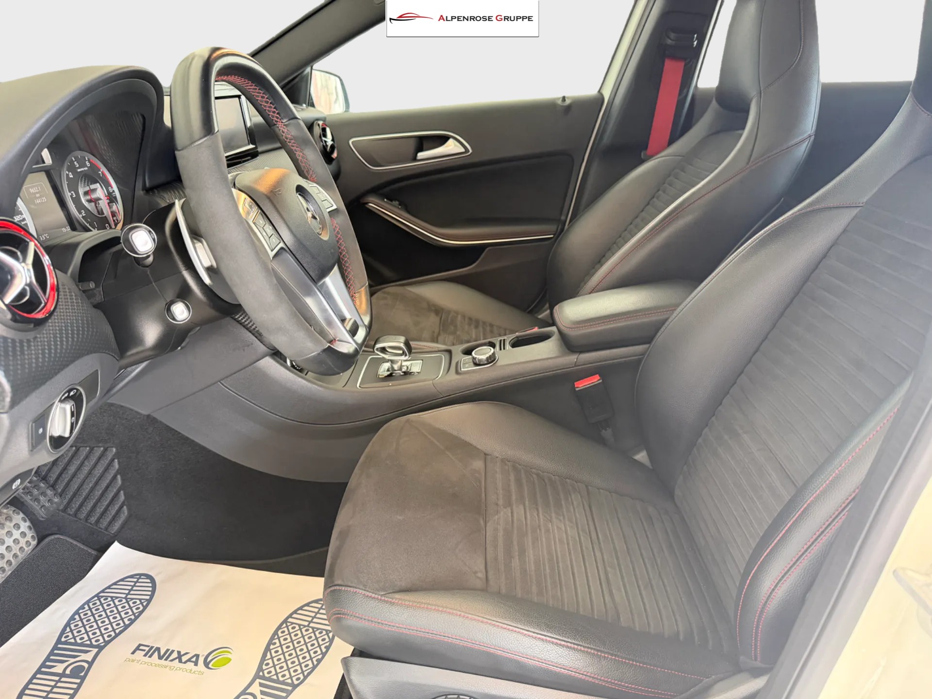 MERCEDES-BENZ A 45 AMG 4Matic Speedshift 7G-DCT-image-8