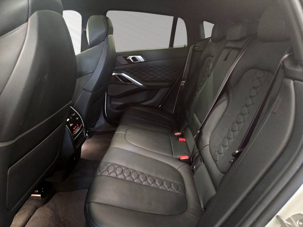 BMW X6M Steptronic M Competition-image-7