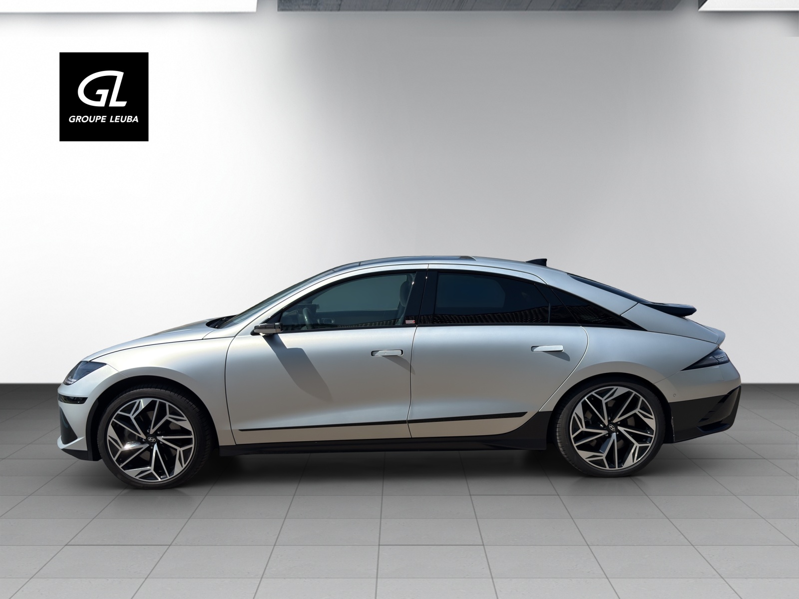 HYUNDAI Ioniq 6 77kWh Launch 4WD-image-4