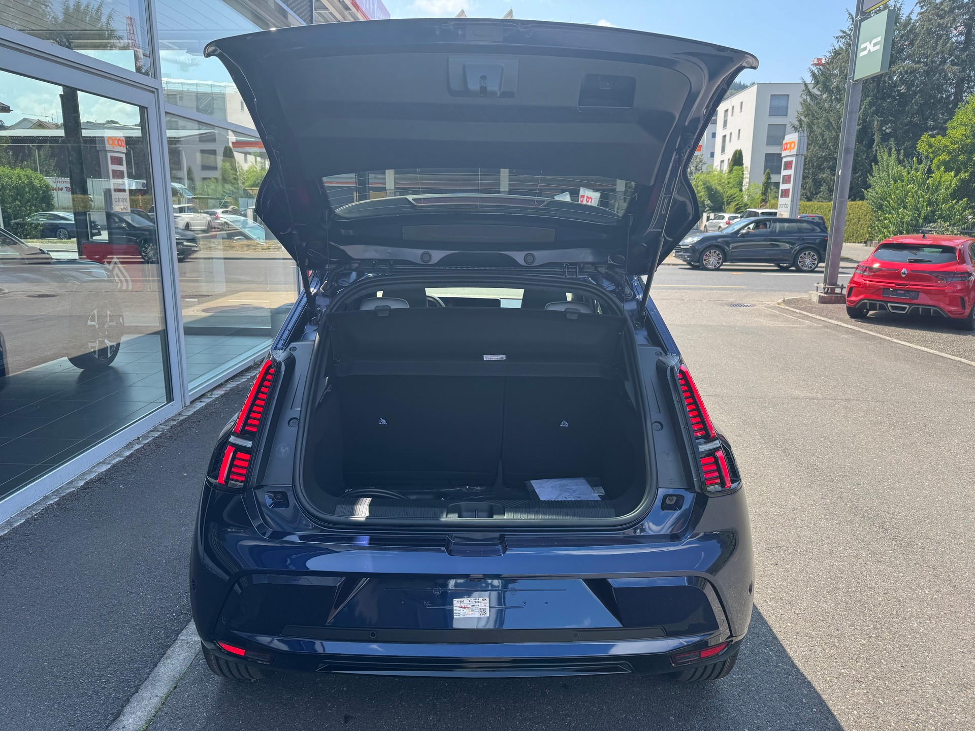 RENAULT R5 E-Tech Comfort Range 52 kWh Roland Garros-image-8