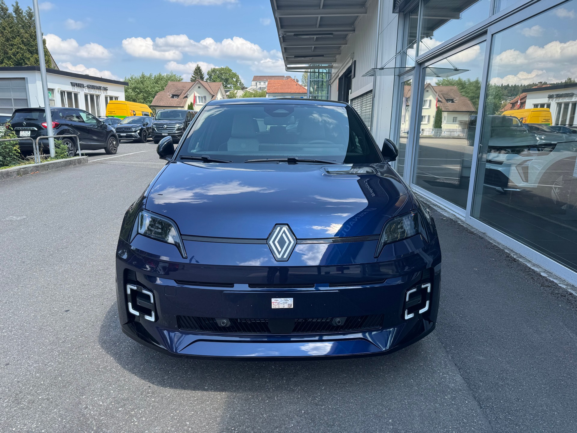 RENAULT R5 E-Tech Comfort Range 52 kWh Roland Garros-image-2