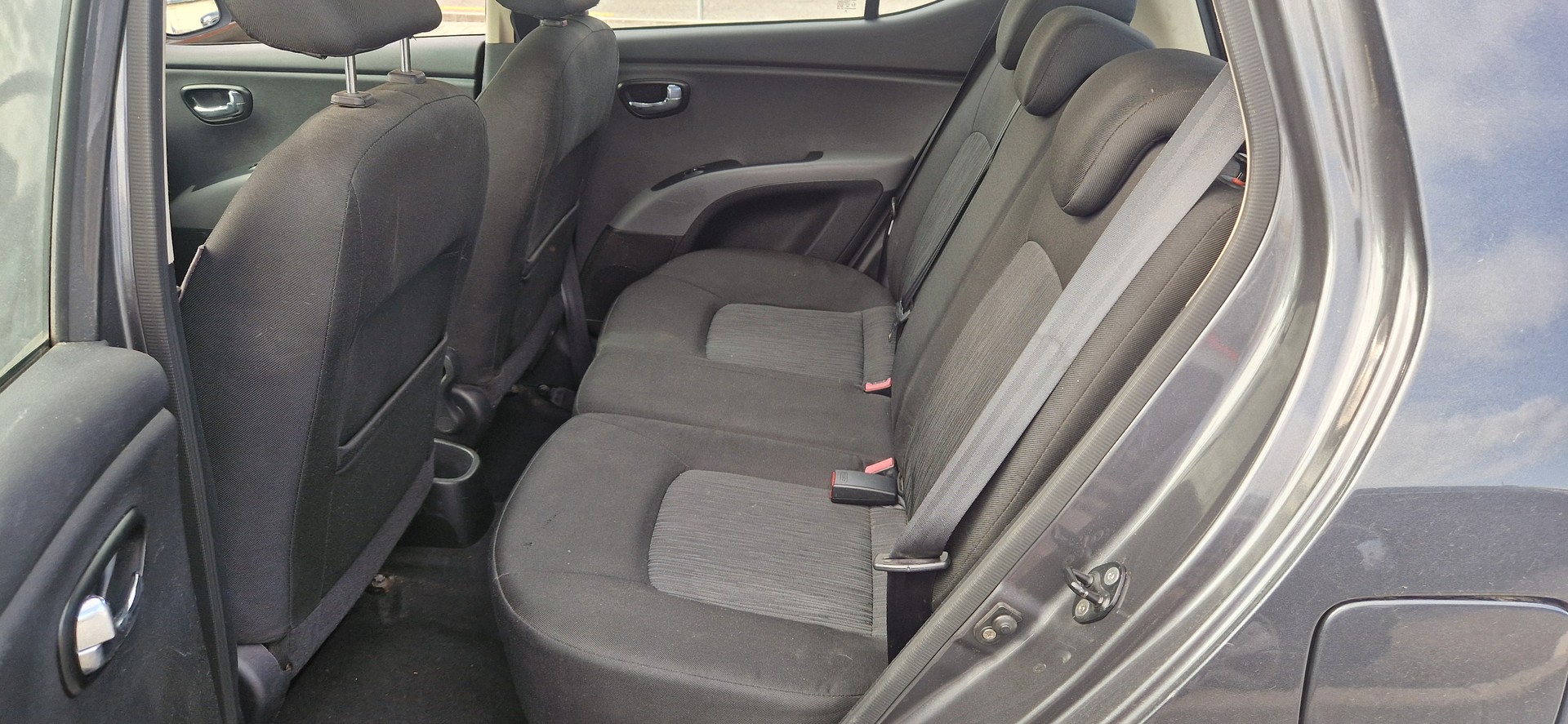 HYUNDAI i10 1.2 Style-image-6