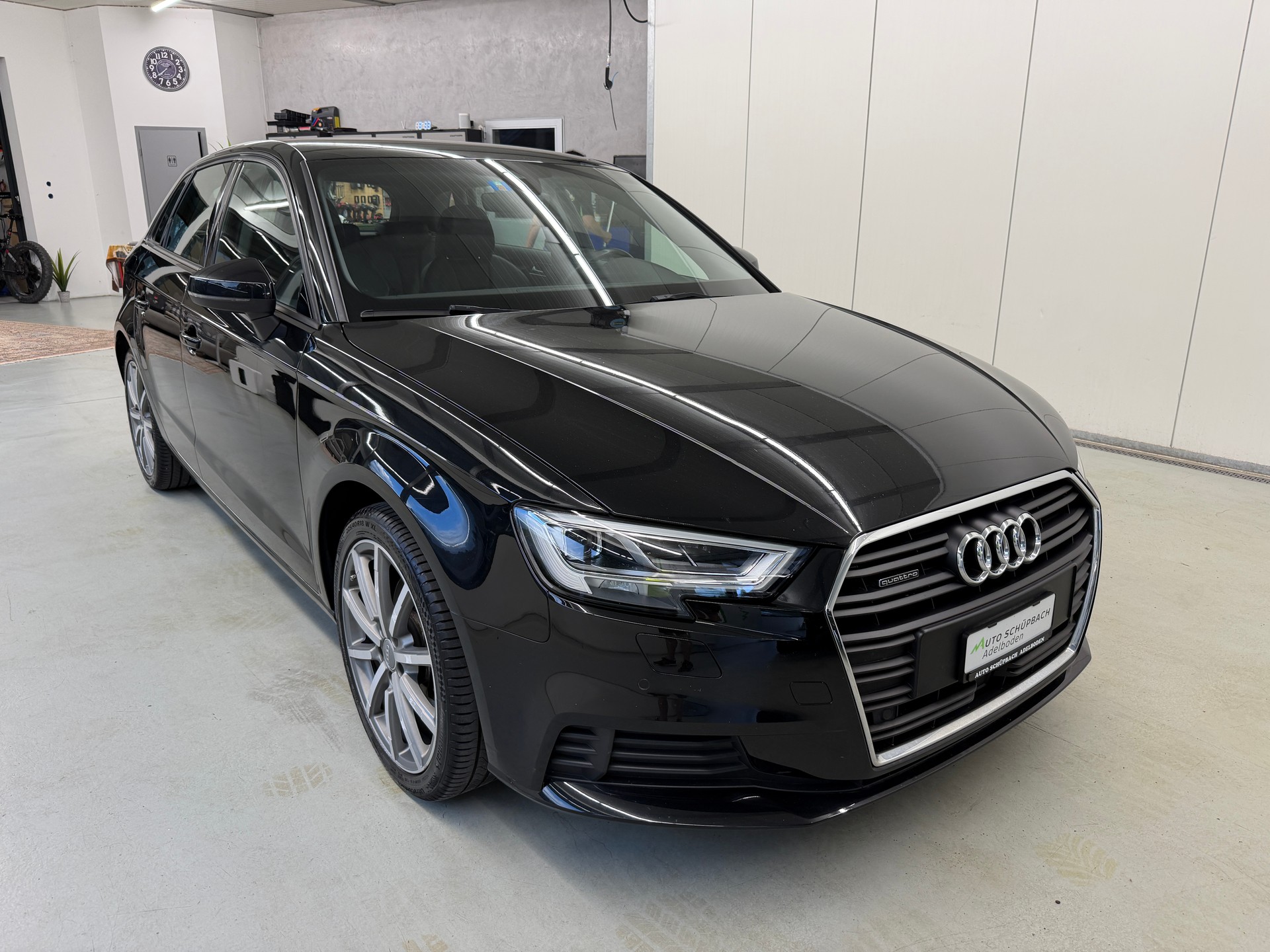 AUDI A3 Sportback 40 TFSI Attraction quattro S-tronic-image-0
