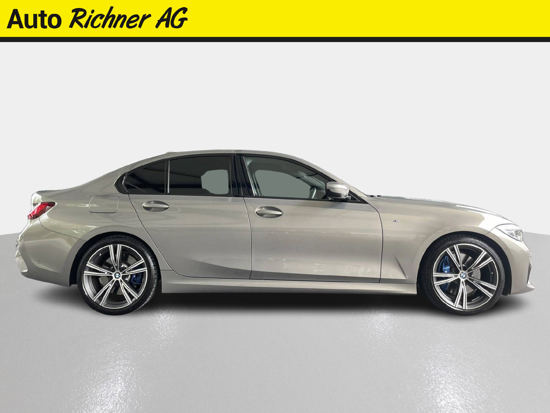 BMW 330i SAG-image-2