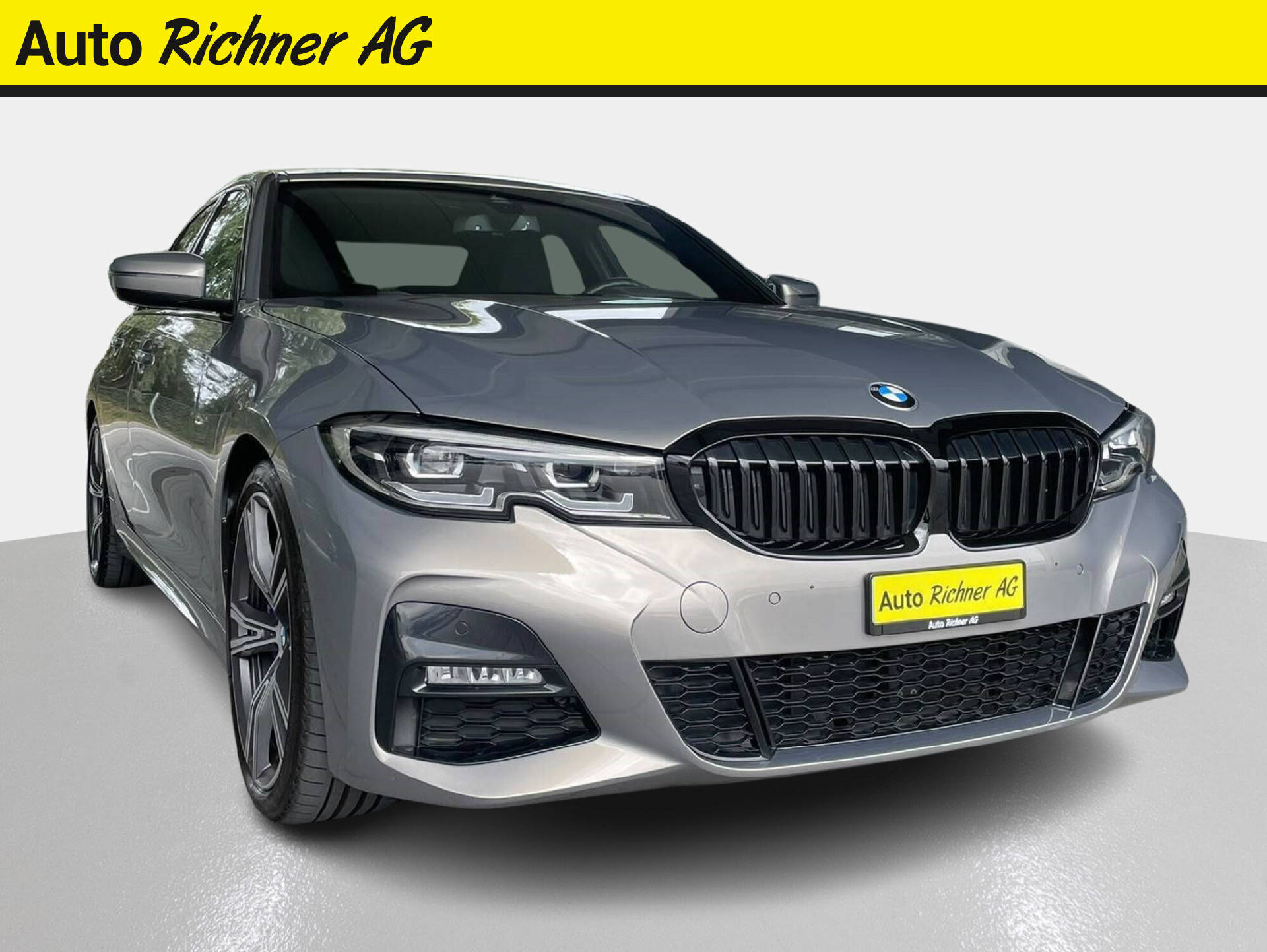BMW 330i SAG-image-0