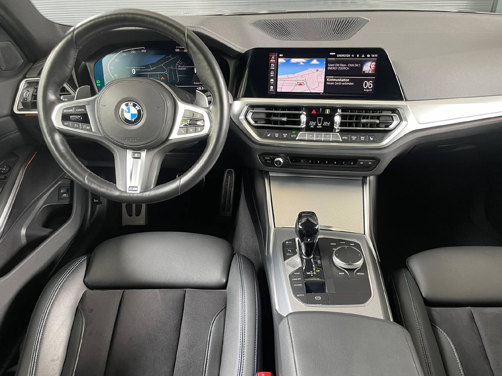 BMW 330i SAG-image-6