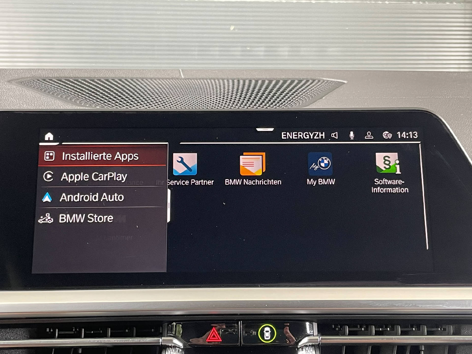BMW 330i SAG-image-12