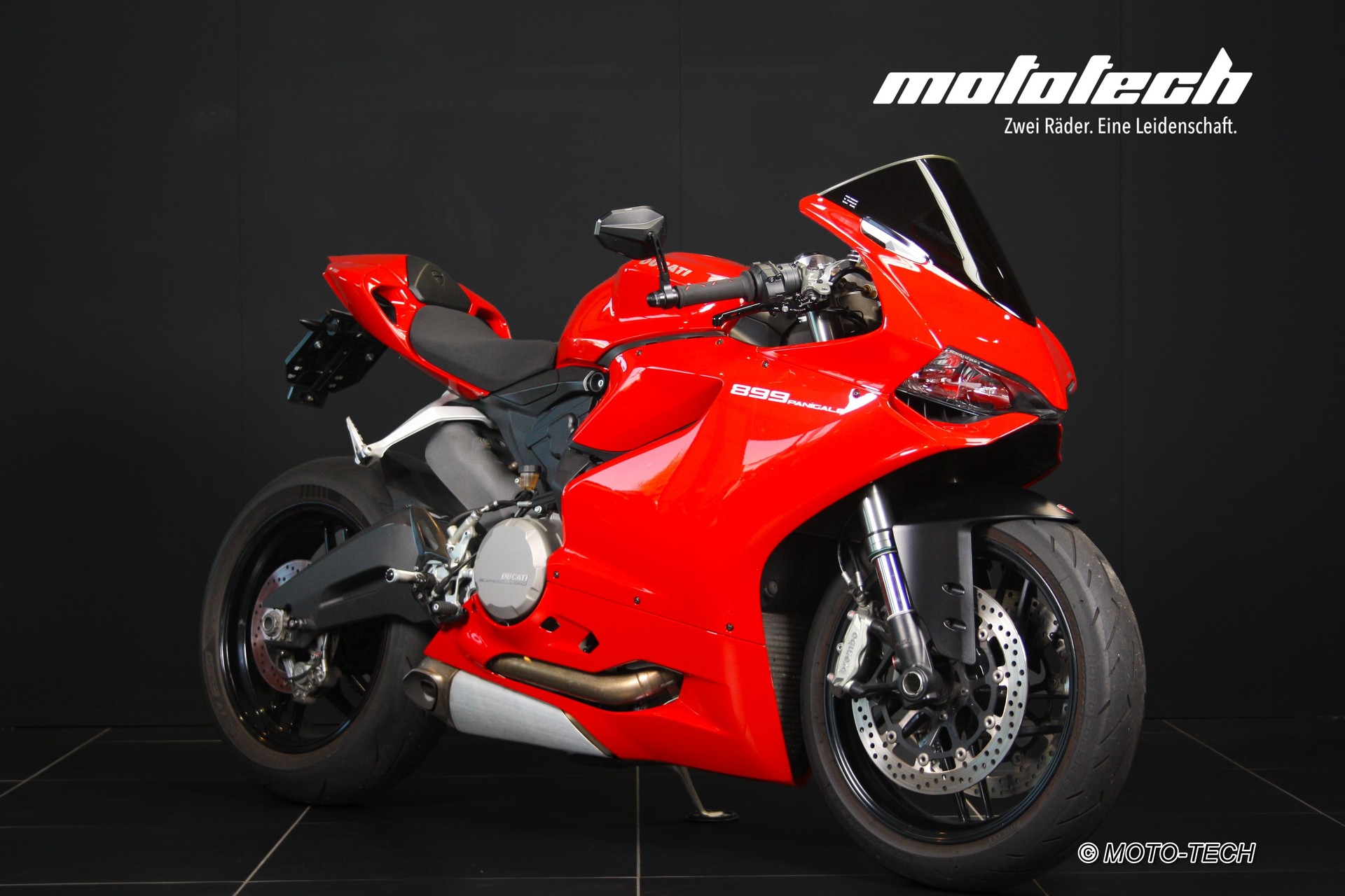 DUCATI Panigale 899