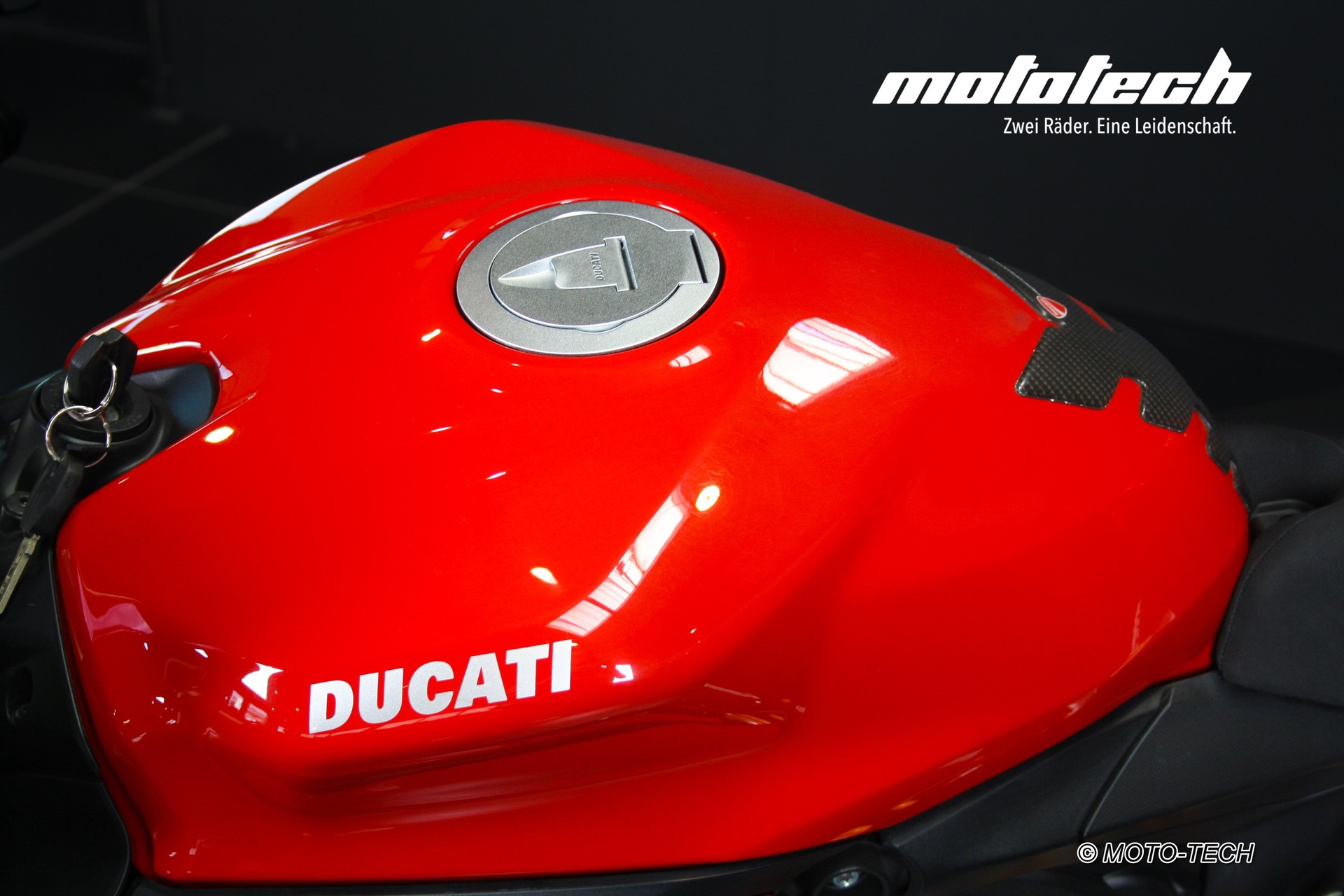 DUCATI Panigale 899-image-9