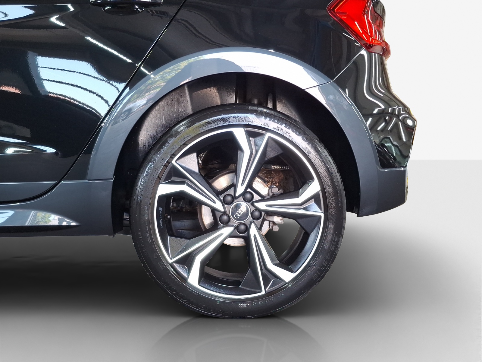 AUDI A1 allstreet 30 TFSI Attraction S-tronic-image-13